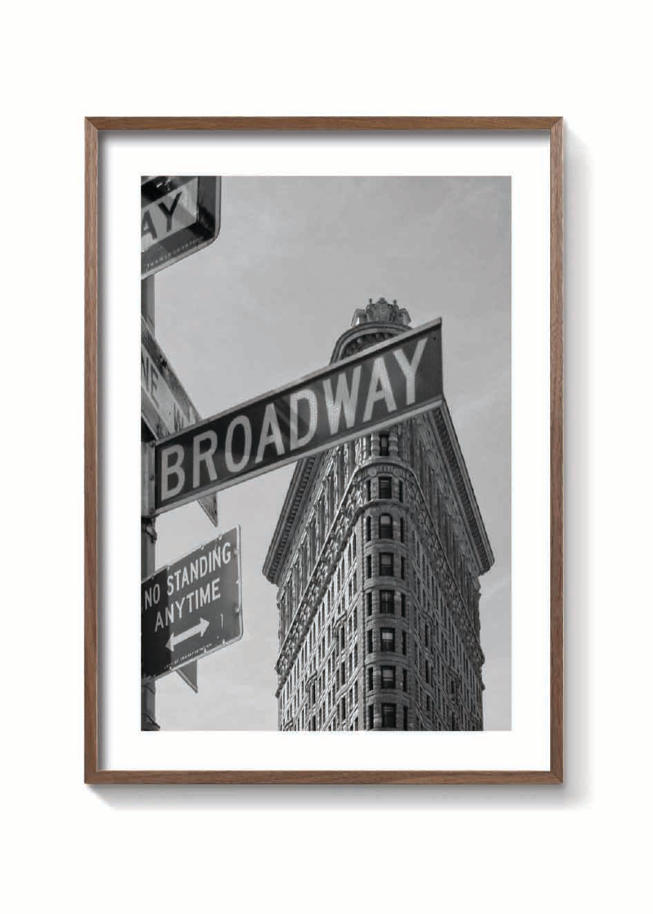 CALLE BROADWAY