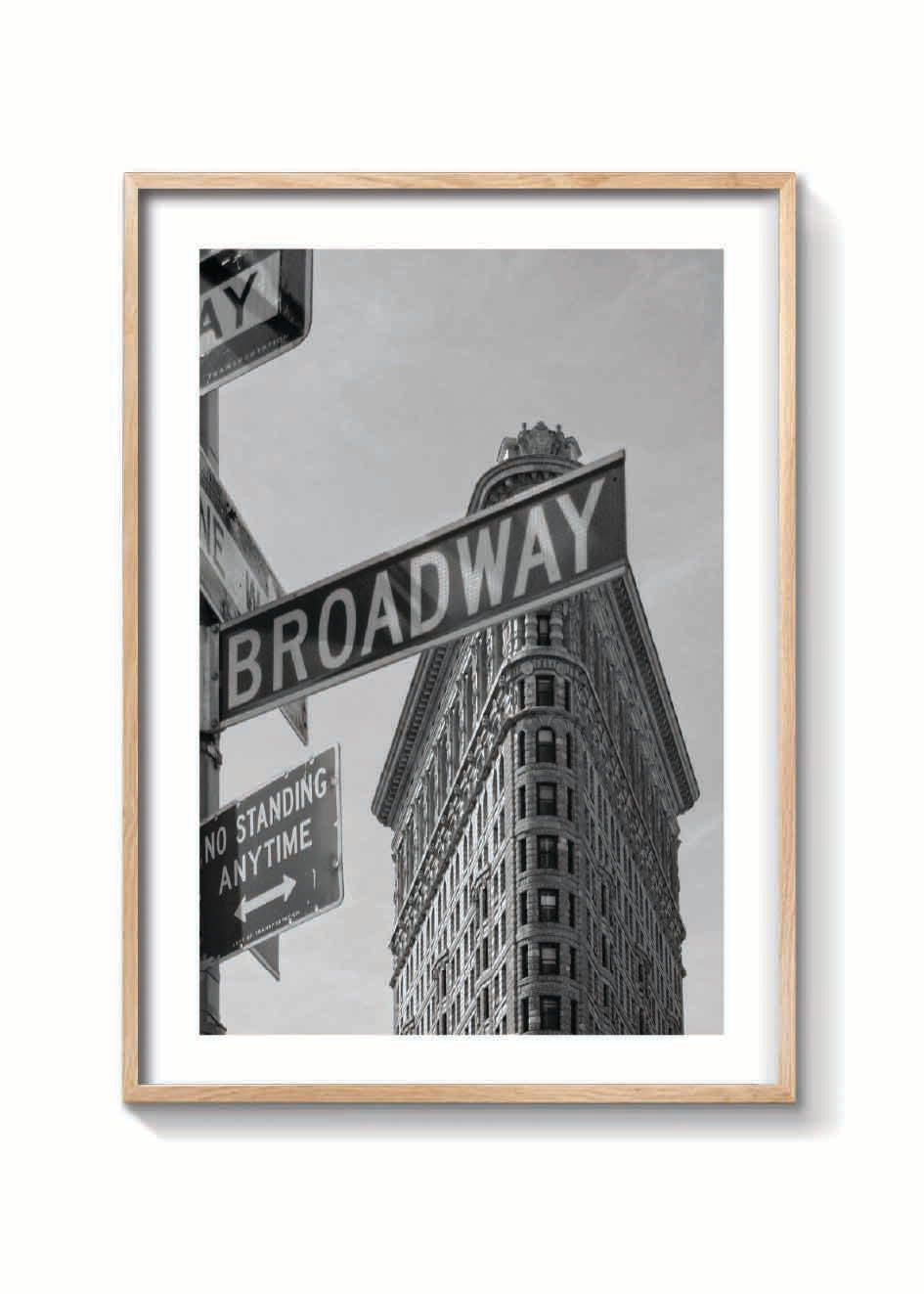 CALLE BROADWAY